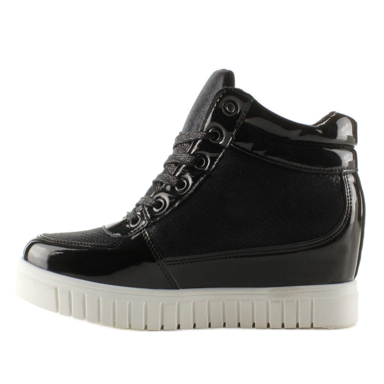 Chanelki NB83P Sorte sneakers 1