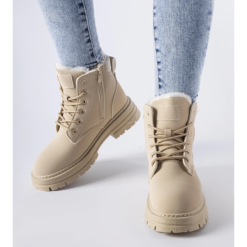 Beige isolerede Deville-arbejdere 1