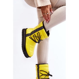 Kvinders snestøvler med bindende gul Lilar 10