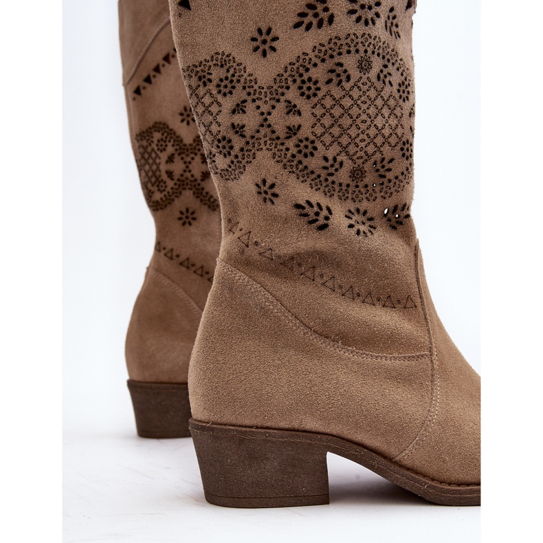 Zazoo 4043 gennembrudt beige ruskind støvler med lav hæl 2