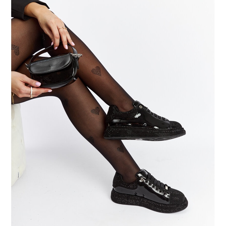 Goe NN2N4010 sorte sneakers med rhinestones 1