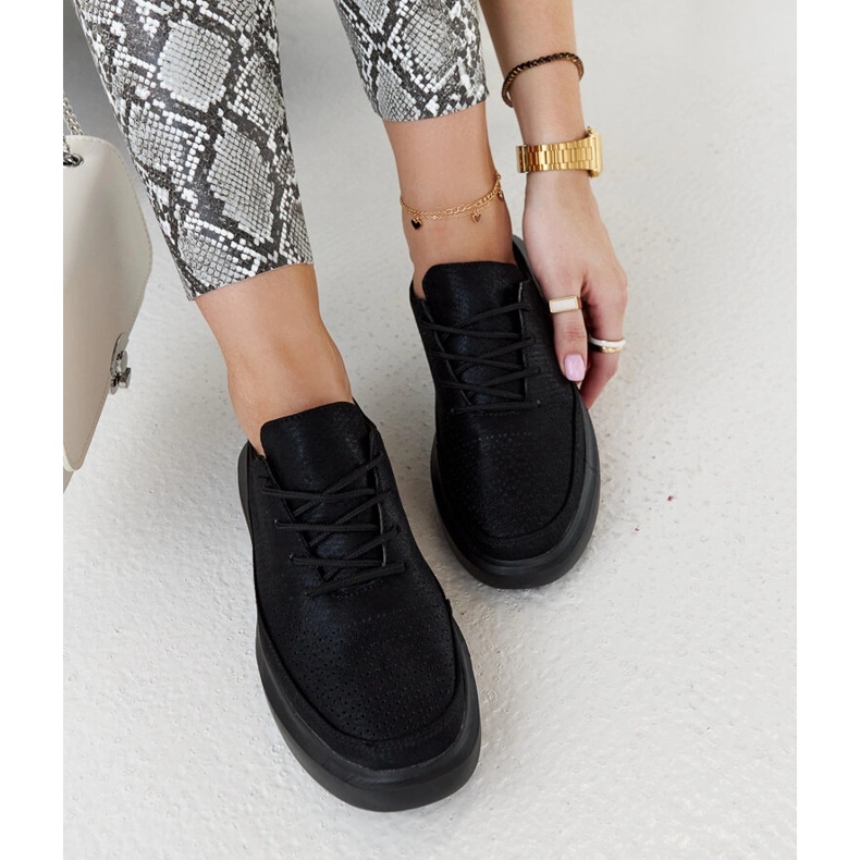 Lori sorte platformssneakers 2