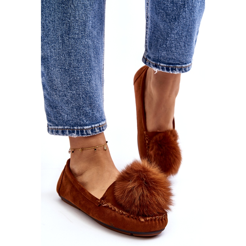 Kvinders kamelens pels loafers med pels og pompom brun 2
