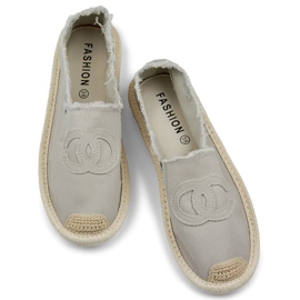 Grå espadriller, mokkasiner og damesneakers 1