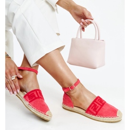 Mørkelyserøde espadriller med dekorativt Sonja-broderi 1