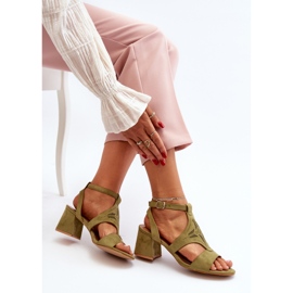 Grønne lavhælede sandaler Eleriva 8