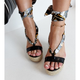 Aziza sorte kile-sandaler med snøre 4