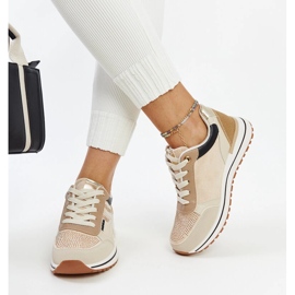 Beige platform sneakers med Mauli rhinestones 2