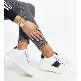 Hvide og sorte sneakers med en tyk Finestra-sål 1