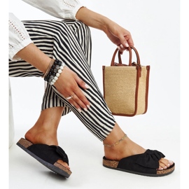Sorte flip-flops med Aamu korksål 1