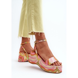 Mønstrede sandaler på en platform og kile Multicolor Wiandia flerfarvet 4