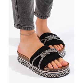 Sorte dameflip-flops med dekoration 1