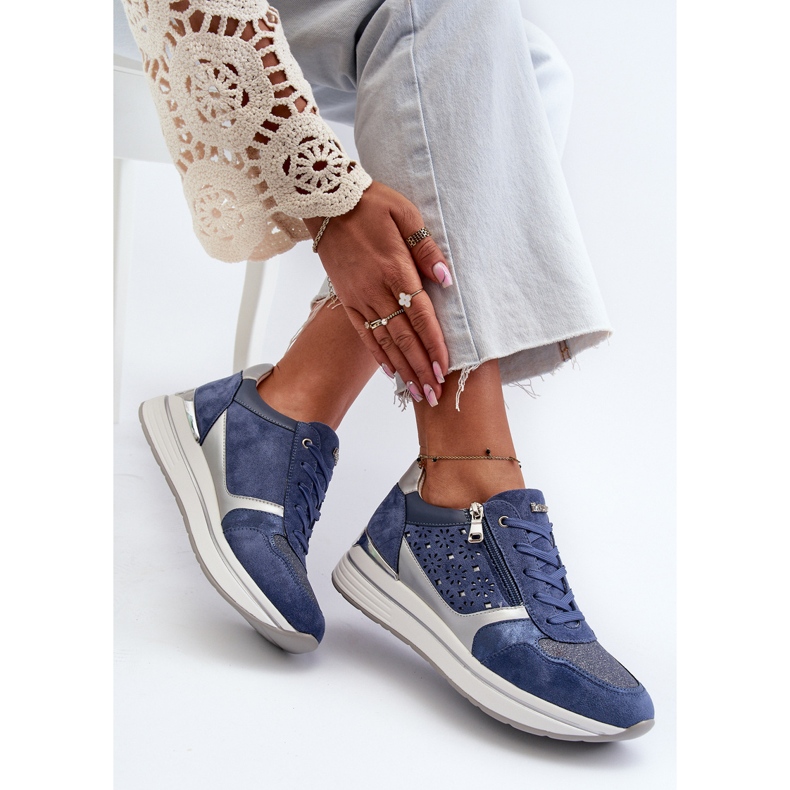 Platformsneakers til kvinder med gennembrudt mønster og glitter INBLU IN000372 Blå 1