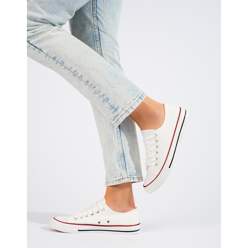 BM Hvide sneakers 2