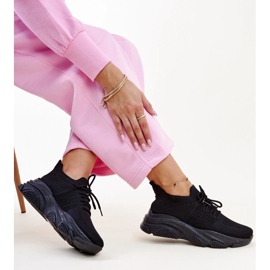 Sorte sneakers med massiv Kassi-sål 1