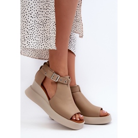 Jezzi Damesandaler på en platform og en kile lavet af øko læder, Beige Hloeli 2