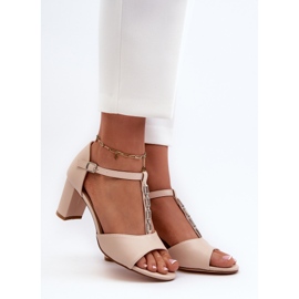 Damesandaler på høj hæl med en dekorativ rem, beige Eco-læder Triavera 2