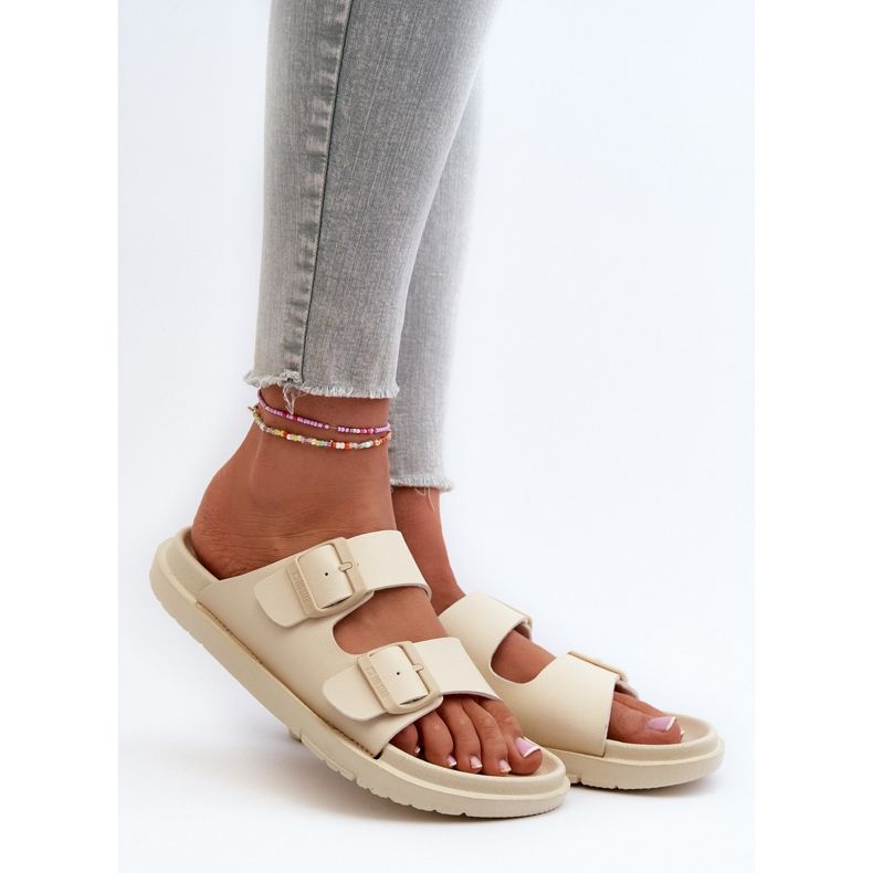 Lette skum-flip-flops til kvinder med spænder Big Star NN274A752 Beige 2