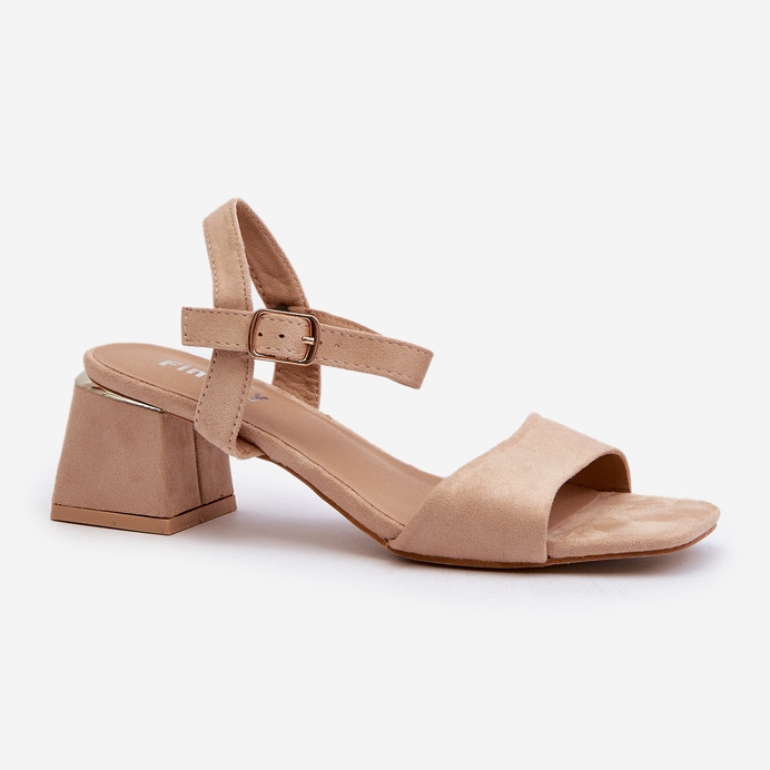 Damesandaler på en blok lavet af Eco Suede Beige Leisha 1