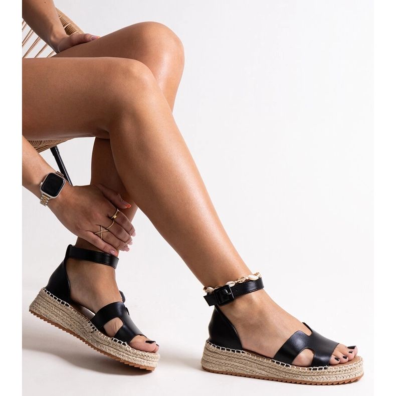 Laurencia sorte kilesandaler 1