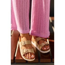 Dame-flip-flops på en platform med spænder, beige øko ruskind Ursila 1