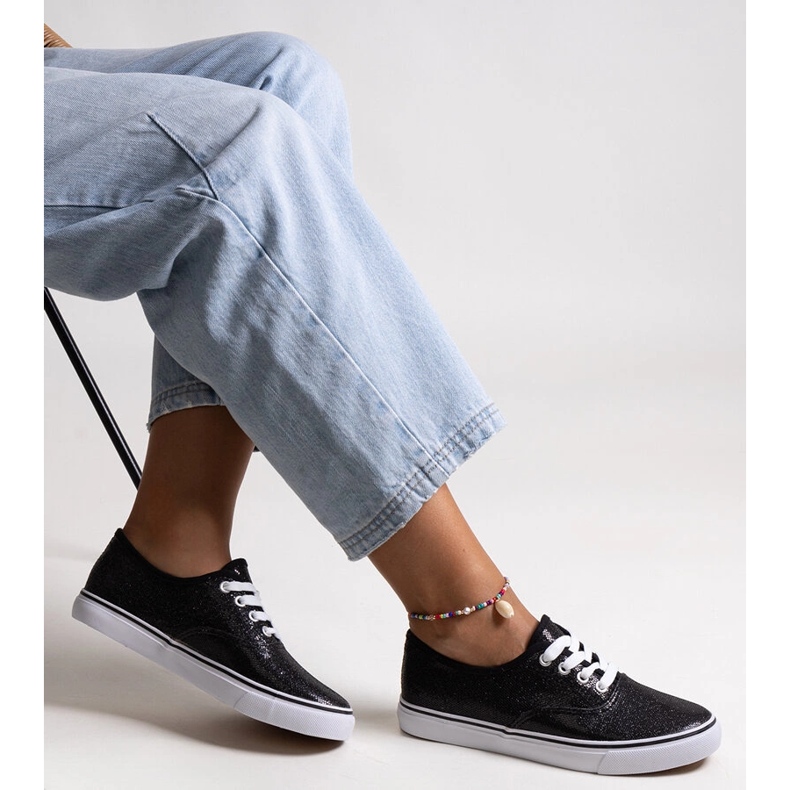 Merri sorte skinnende sneakers 1