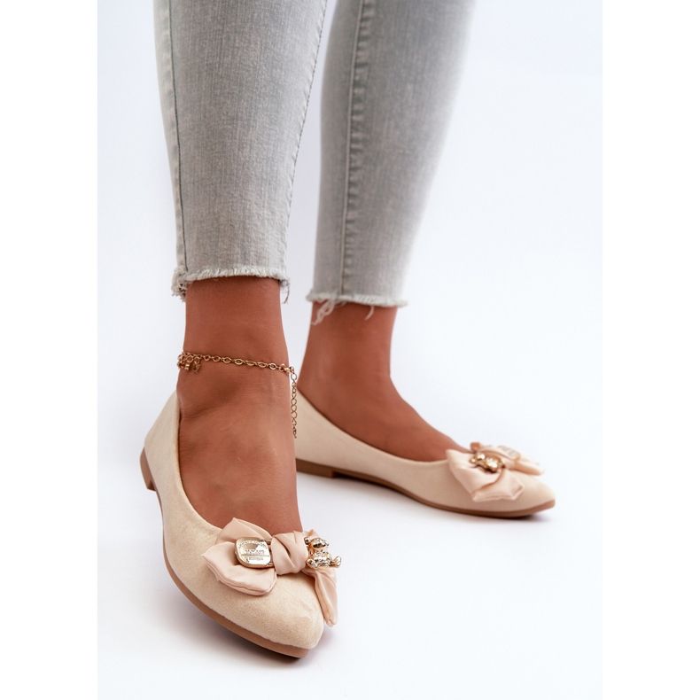Dame øko ruskind ballet lejligheder med sløjfe og broche, lys beige satris 2