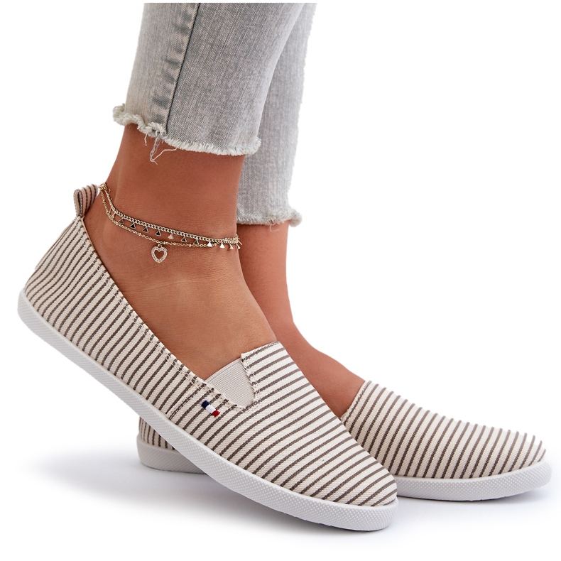 News Beige Pazaria Slip-On stribede sneakers til kvinder 4