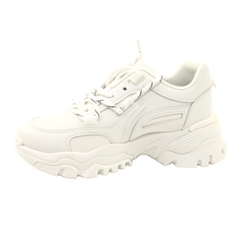 Evento Sportssneakers til kvinder Nyheder 21SP26-3925 hvid 3