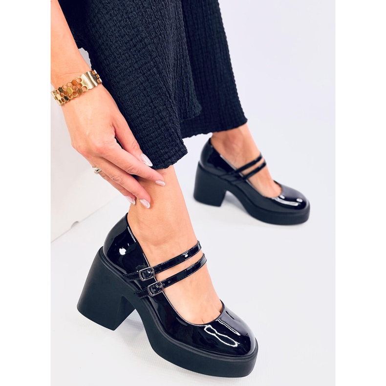 Lorai Black pumps med bred hæl sort 1