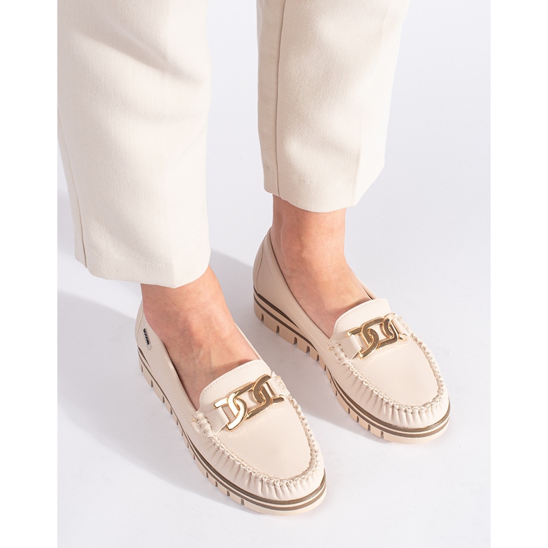 Beige dame loafers på platformen 2
