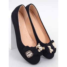 Kelee Sort ruskindsballet med en bamse 1