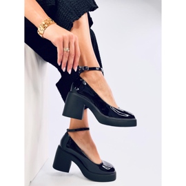 Termet Sort bredhælede pumps 2