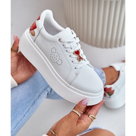 Vinceza Sneakers i læder til kvinder på platformen med en nål og dekorativ blomst 89100 Hvid 2