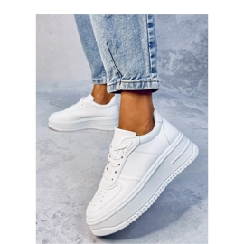 Hvide damesneakers 2