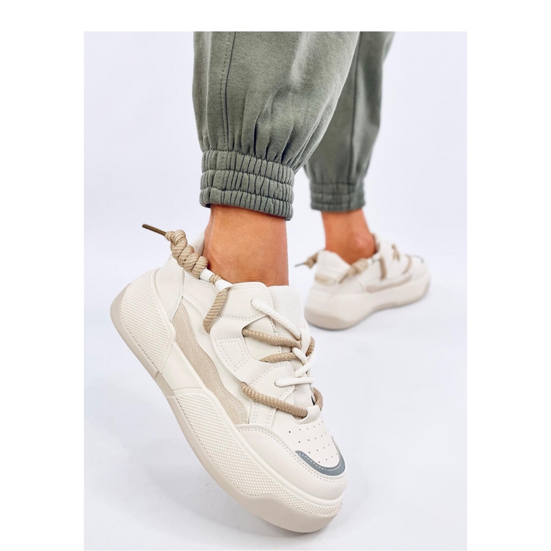 Beige damesneakers 1
