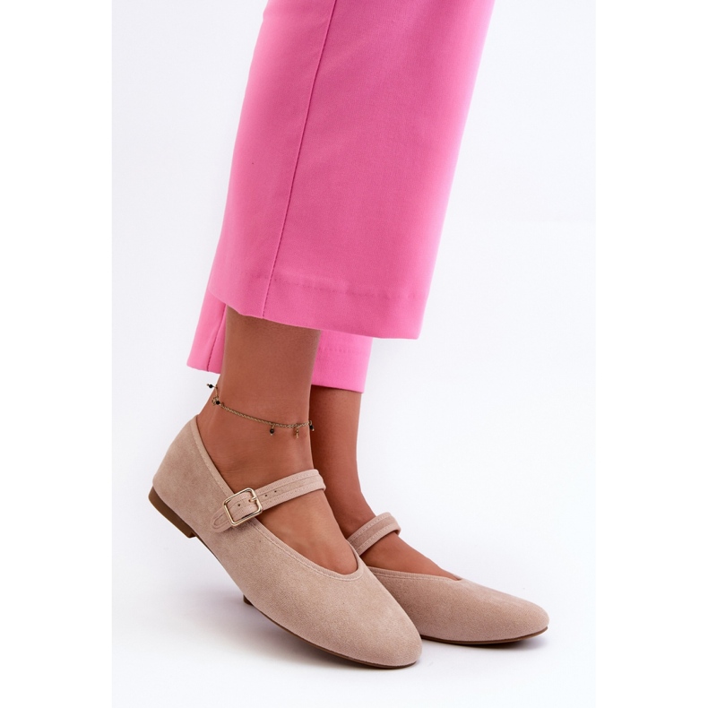 Beige balletlejligheder med rem 1