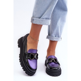 Dame loafers på en massiv sort/violet platform 1
