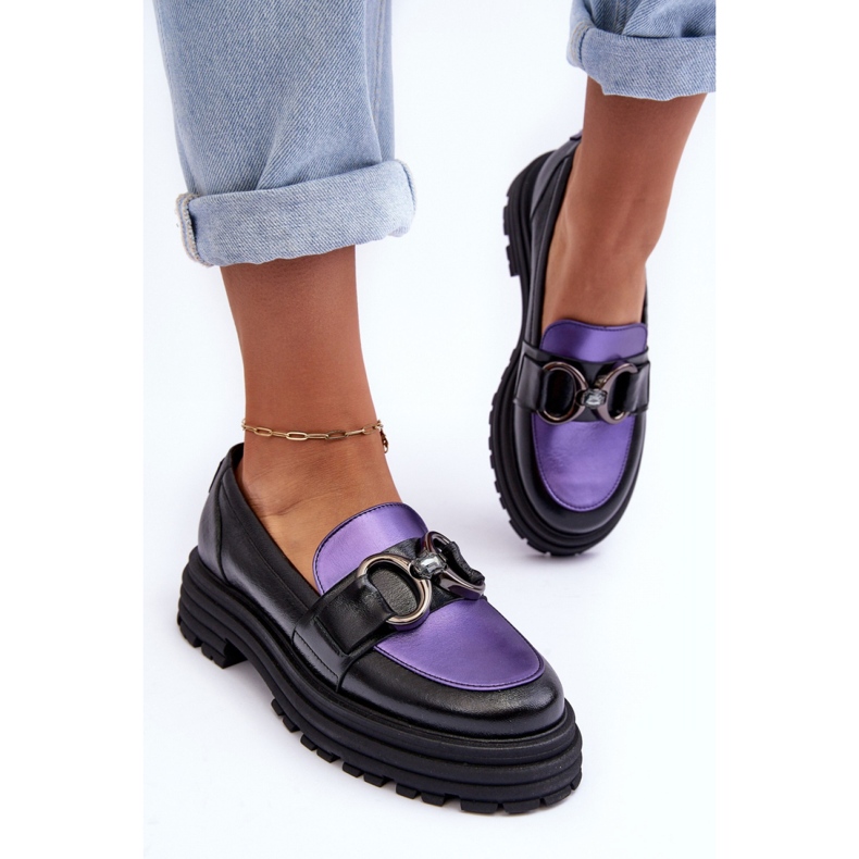 Dame loafers på en massiv sort/violet platform 2