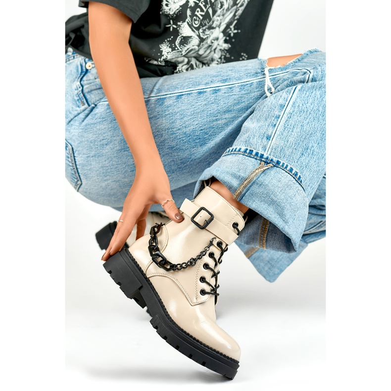 Workers Model 250013BE-LA Beige lak - PRIMO 1