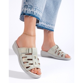 Komfortable grå flip-flops til kvinder 2