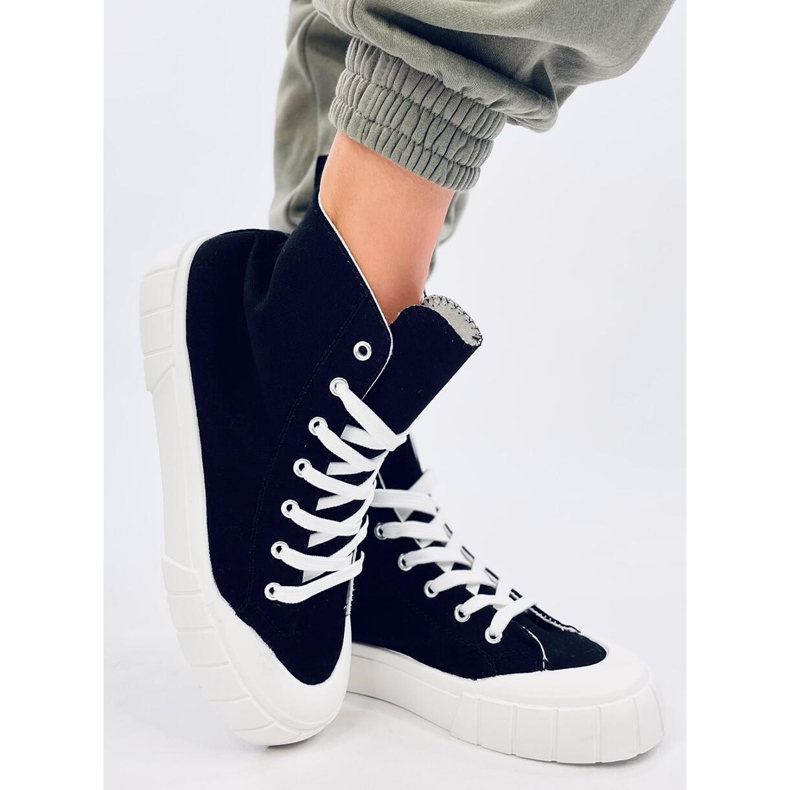 Sorte canvas sneakers 2