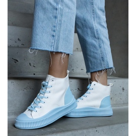 Hvide og blå platform sneakers 1