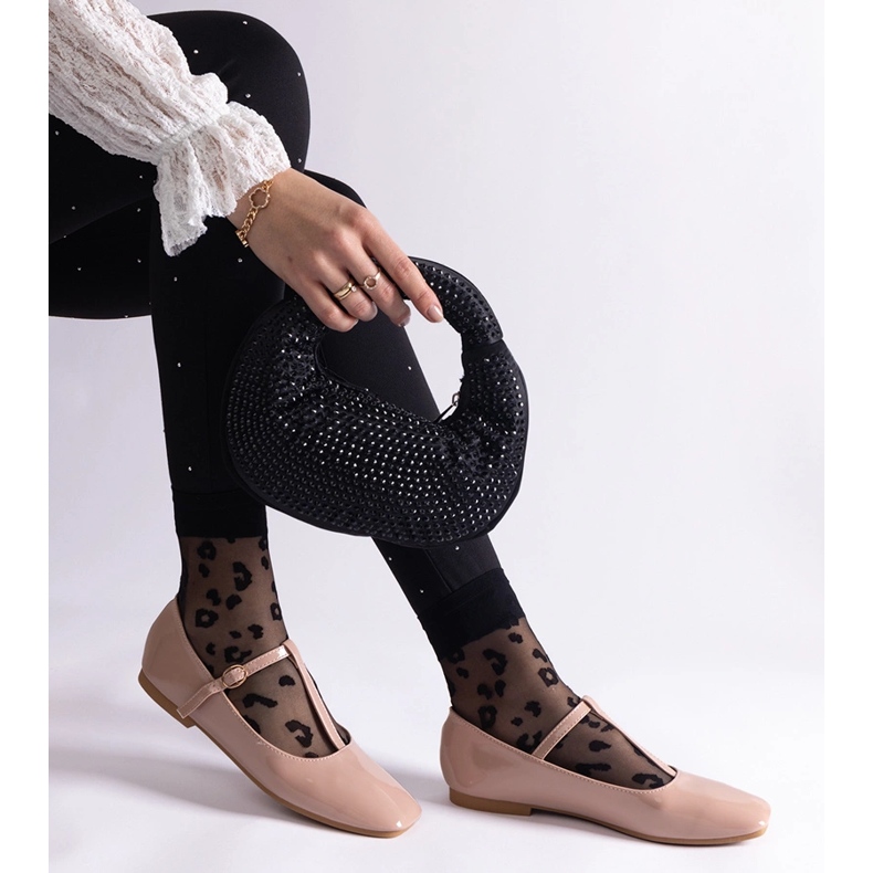 Beige patent ballet lejligheder med bælte 2