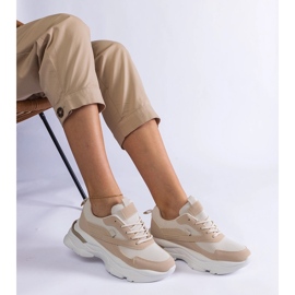Beige sneakers med tyk sål 1