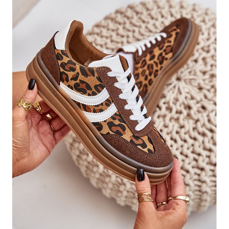 Stilfulde leopard -sneakers på den brune platform 2