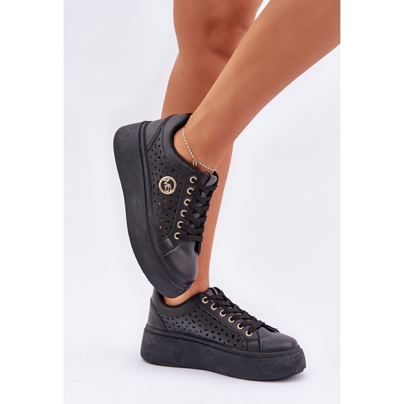 Openwork sneakers med gylden detaljer sort 2