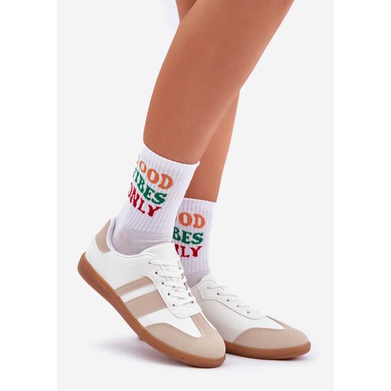 Lav kvinders sneakers med øko læder beige og hvid 1