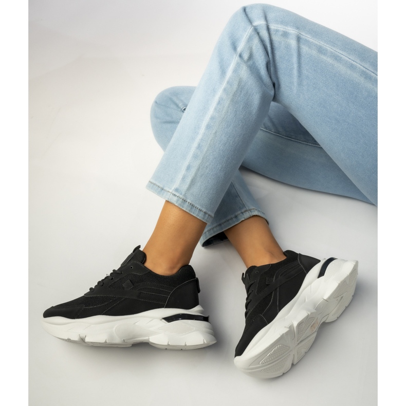 Kvinders sorte sports -sneakers 1