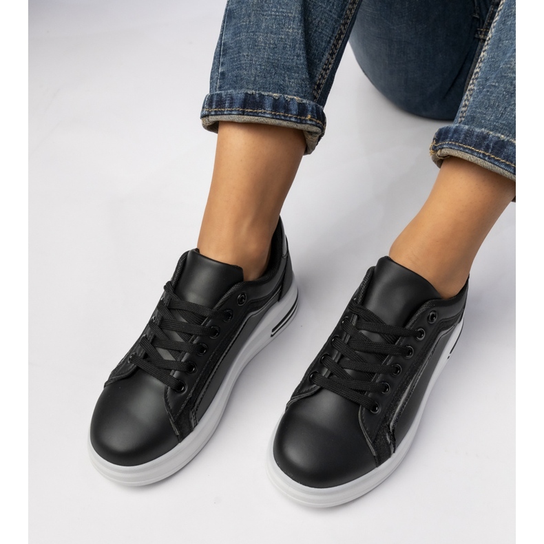 Kvinders sorte sports -sneakers 1